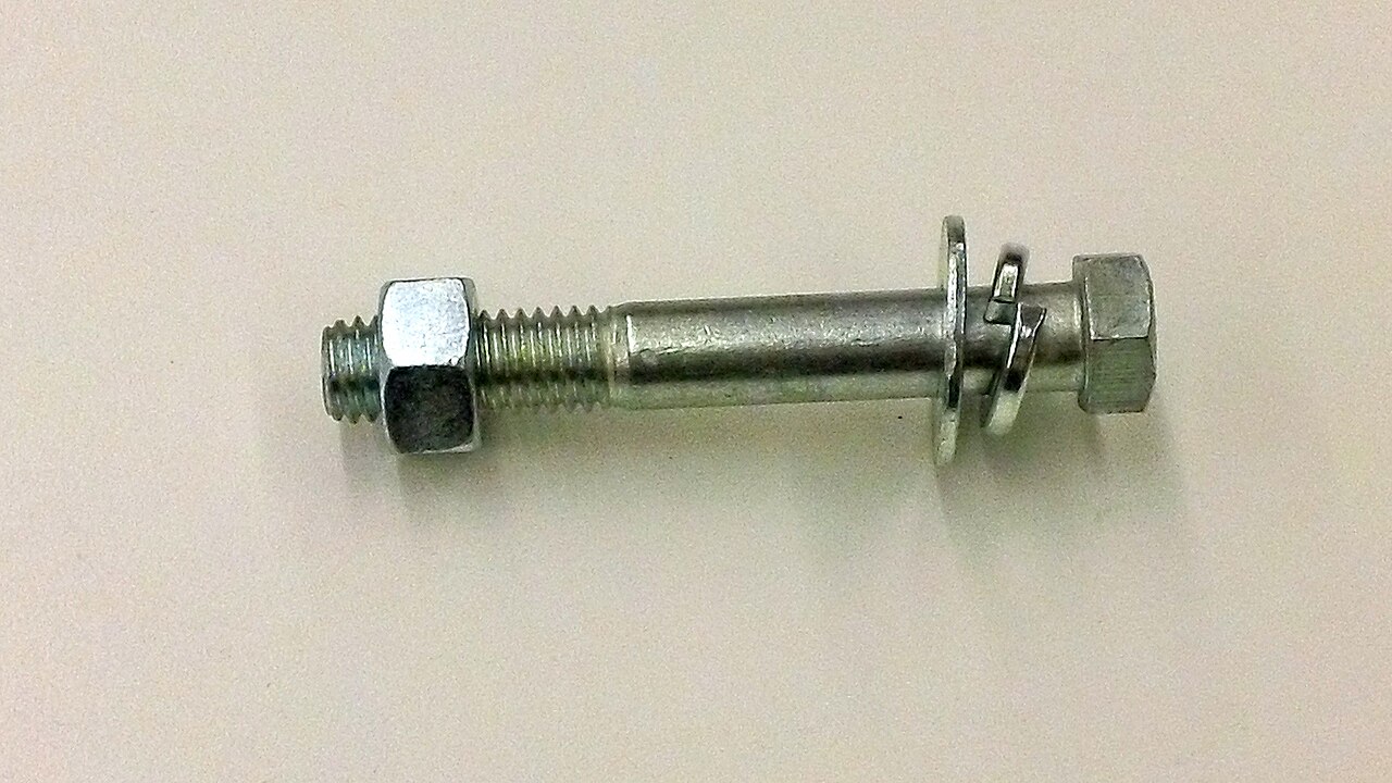 How to Prevent Bolts from Loosening: Washers, Lock Nuts and Threadlockers